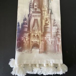 Walt Disney World 50th Anniversary Tea Towel WDW Cinderella’s Castle NWT